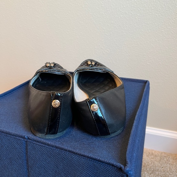 Avon cushion walk black tassel flats (size 9) - Picture 3 of 5